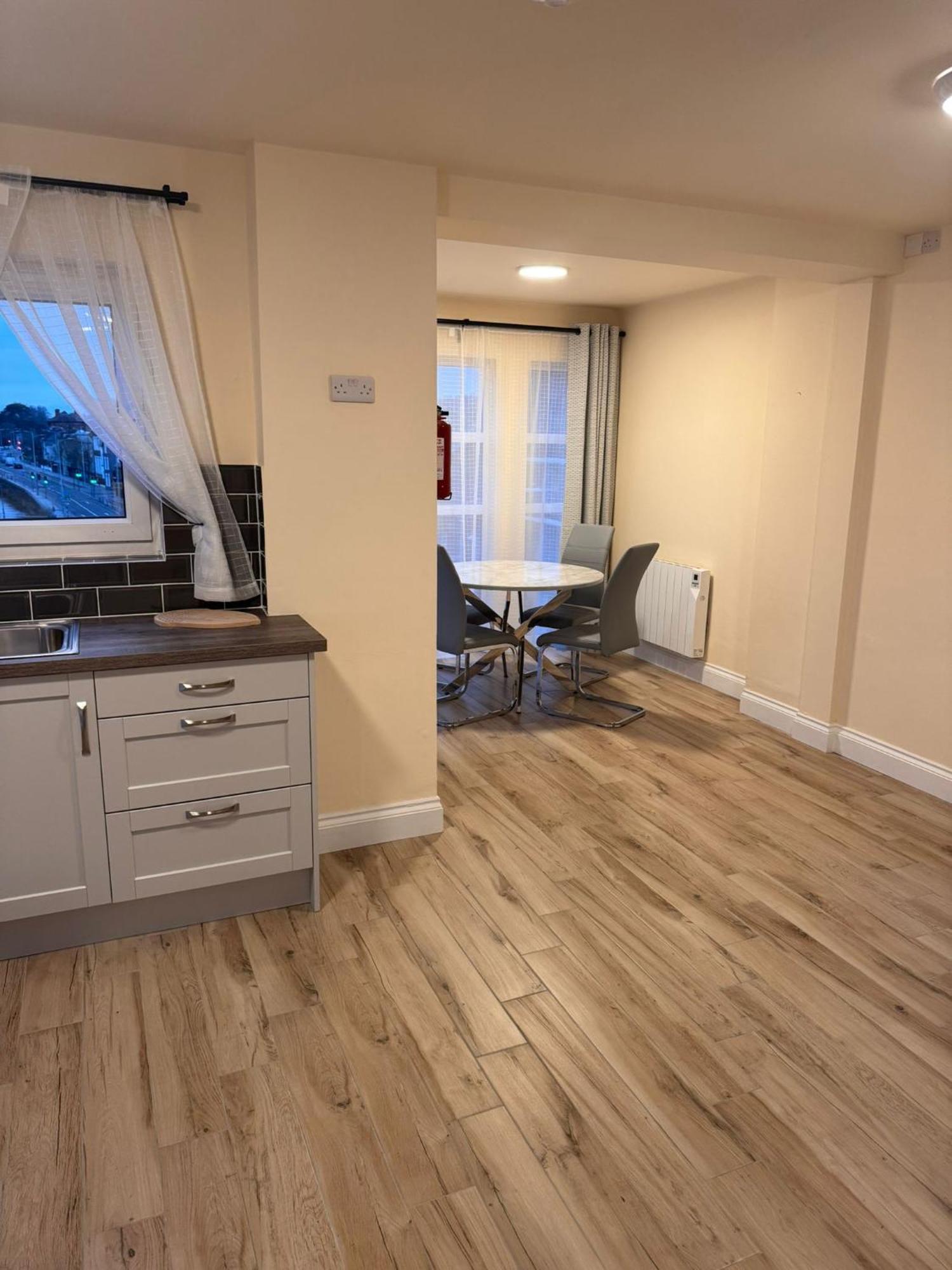 Washington Street Apartment Cork Luaran gambar